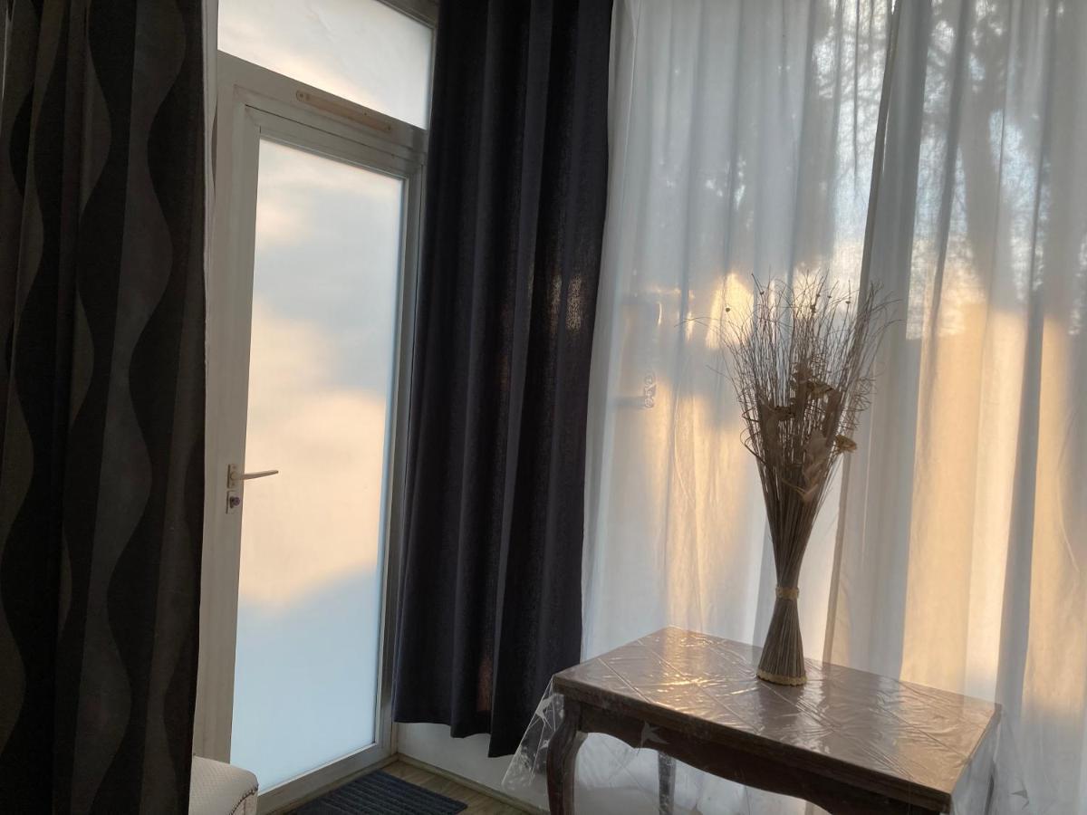 Gite Comme A La Maison Hyères Exteriör bild